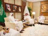 خلال لقائه “آل الشيخ “.. سفير الإمارات بالرياض يشيد بتجربة السعودية في التعليم عن بُعد