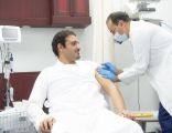 الأمير عبدالعزيز بن سعود يتلقى اليوم الجرعة الأولى من لقاح كوفيد 19.