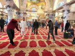 وزير شؤون القدس يحمّل حكومة الاحتلال الإسرائيلي مسؤولية تداعيات اقتحام الأقصى والاعتداء على المصلين