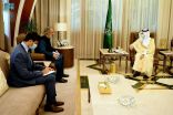 سمو أمير الشرقية يستقبل سفير باكستان لدى المملكة