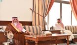 سمو أمير تبوك يلتقي بأهالي محافظة الوجه