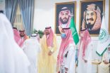 سمو أمير الحدود الشمالية يستقبل المعزين في وفاة والدته رحمها الله