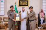 سمو أمير القصيم يكرّم مدير شرطة المنطقة السابق