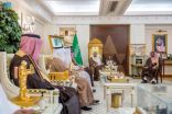 سمو أمير القصيم يتسلّم التقرير السنوي لجمعية “مبصرون” ببريدة