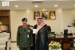 أمير نجران يقلّد مدير إدارة السجون بالمنطقة رتبته الجديدة