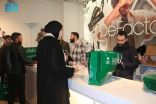 مركز الملك سلمان للإغاثة يوزع 1.288 قسيمة شرائية في عدة مناطق بجمهورية لبنان