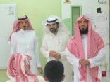 مدير تعليم حفرالباطن ونائبه بزيارة تفقديه لمدارس الفصل الصيفي بالمحافظة