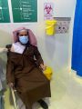 مدير الشؤون الإسلامية بالجوف يتلقى الجرعة الأولى من لقاح كورونا وينوه بجهود القيادة لأجل صحة المواطن والمقيم