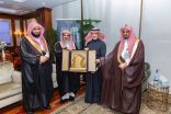*مدير عام فرع هيئة الأمر بالمعروف بالمنطقة الشرقية يلتقي بالرئيس التنفيذي لجسر الملك فهد*