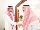 سمو أمير جازان يلتقي بسمو الأمير منصور بن ناصر وسمو رئيس الجمعية السعودية للتوحد ..