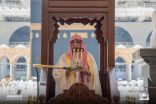 خطيب المسجد الحرام : الإخوان والأخوات ” نعمة عظيمة ، ومنحة جليلة تحتاج من يقدرها ويحوطها ويحافظ عليها