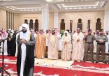 سمو نائب أمير منطقة جازان يؤدي صلاة الاستسقاء ..*