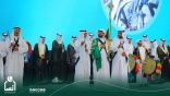 أمير الرياض يزف 100 من أبناء إنسان إلى عش الزوجية