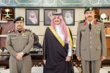 أمير الشرقية يقلد مساعد مدير شرطة المنطقة الشرقية للأمن الوقائي رتبته الجديدة