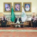 أمير عسير يلتقي مشايخ ونواب قبائل منطقة عسير بالصالة الملكية بأبها 