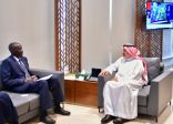 المشرف العام على مركز الملك سلمان للإغاثة يلتقي القائم بأعمال سفارة جنوب السودان لدى المملكة