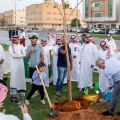 استمراراً لمشاريع تشجير الأحياء السكنية.. “الرياض الخضراء” يصل حي قرطبة