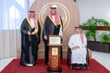 نائب أمير الشرقية يرعى توقيع اتفاقيات بين فرع وزارة الموارد البشرية وعدد من الجهات