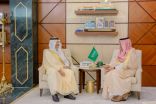 أمير الشرقية يستقبل رئيس هيئة المسرح والفنون الادائية 