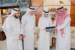 سمو أمير المنطقة الشرقية يدشّن حملة التطعيم ضدّ الأنفلونزا الموسمية
