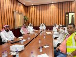 رئيس بلدية الخفجي يناقش أعمال وجهود البلدية في تحسين المشهد الحضري بالمحافظة