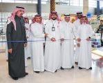 تعريف الزوار بالفرص التطوعية في “تعافي”