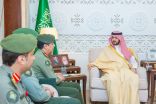نائب أمير الشرقية يلتقي مدير جوازات المنطقة الشرقية