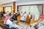 نائب أمير الشرقية يستقبل أعضاء جمعية ” طويق”