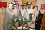 تزامنًا مع عام الإبل مركز “إثراء” يطلق معرض “الجمل عبر العصور” بمشاركات محلية وعالمية     يضم 54 عمل فنّي محلي وعالمي بين منحوتات وصور ولوحات فوتوغرافية