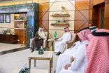 أمير الشرقية يستقبل رئيس جامعة الملك فيصل بمناسبة تعيينه   