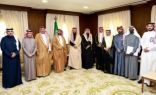 سمو نائب أمير منطقة عسير يستقبل رئيس مجلس إدارة غرفة بيشة ويطّلع على تقريرها السنوي