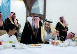 *سمو أمير الباحة يستضيف أطفال جمعية الأطفال ذوي الإعاقة على مائدة السحور ويشيد بجهود الجمعية* 