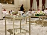مجلس ( العمار ) يحتفي بعيد الفطر وسط نخبة من أصحاب الأثر و الفكر 