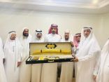 شيخ شمل المخلاف يستقبل اعيان ومشايخ الخلاف