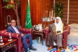 وزير الشؤون الإسلامية يستقبل سفير جمهورية سريلانكا لدى المملكة