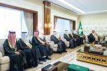 نائب أمير المنطقة الشرقية يستقبل رئيس وقيادات جامعة الملك فهد للبترول والمعادن