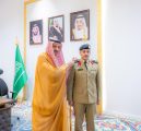 أمير منطقة الباحة يقلّد قائد قوة أمن المنشآت رتبته الجديدة*