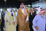 الأميرُ عبدُالعزيزِ يُشرِّفُ حفلَ زفافِ بنِ مقباس وبنِ حمدي