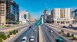 أمانة الرياض تزين الشوارع والميادين بأعلام المملكة والدولة السعودية الأولى بواقع 25 ألف علم في مختلف أنحاء المنطقة