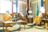 سمو أمير المنطقة الشرقية يستقبل وزير البلديات والإسكان