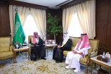 نائب أمير عسير يطّلع على أعمال الهلال الأحمر خلال موسم صيف عسير 2026