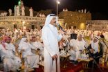 الشعراء يلهبون الحماس بالبدع والرد.. في مهرجان الاطاولة