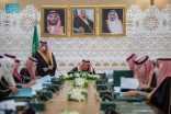 خادم الحرمين الشريفين يرأس جلسة مجلس الوزراء في الرياض