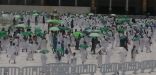 الرئاسة العامة لشؤون المسجد الحرام والمسجد النبوي توزع “3000” مظلة على المعتمرين