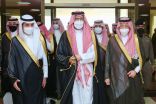 نائب أمير الشرقية يزور مستشفى العمران العام ويدشن العيادات المتنقلة بالأحساء