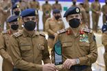 الفريق العمرو يرعى حفل جائزة المديرية العامة للدفاع المدني للتميز 1443 هـ ..