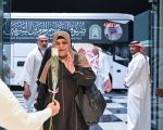 وصول 329 حاجًا وحاجة يمثلون أولى طلائع المستضافين من الشهداء والمصابين الفلسطينيين في برنامج ضيوف خادم الحرمين الشريفين للحج