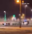 القبض على شخصَيْن لصدمهما مركبة رسمية عمداً وممارسة التفحيط بوادي الدواسر