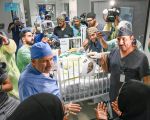 نجاح فصل التوأم السيامي التنزاني ” حسن وحسين ” بعد عملية جراحية معقدة استغرقت 16 ساعة