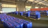 الجمارك تُحبط تهريب مواد أولية تستخدم في صناعة الخمور